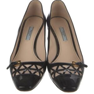 PRADA Milano made in Italy  black patent leather shoes.